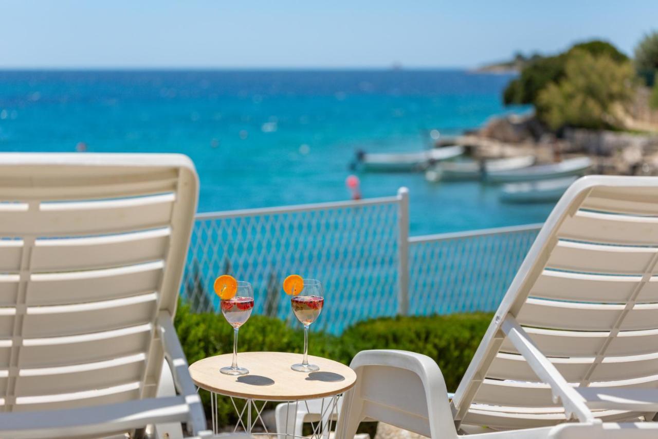 Apartments Villa Zrinka - Last Season Ever! Рогозница Экстерьер фото