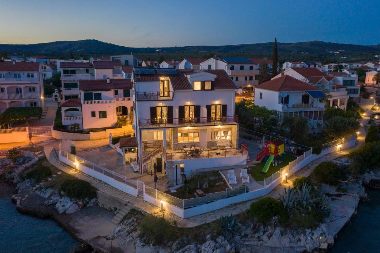 Apartments Villa Zrinka - Last Season Ever! Рогозница Экстерьер фото