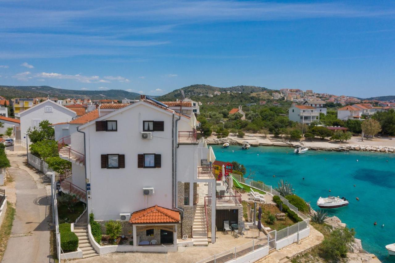 Apartments Villa Zrinka - Last Season Ever! Рогозница Экстерьер фото